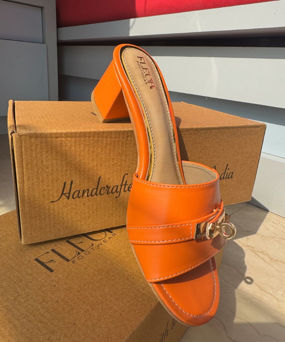 elor - glam buckle block heel